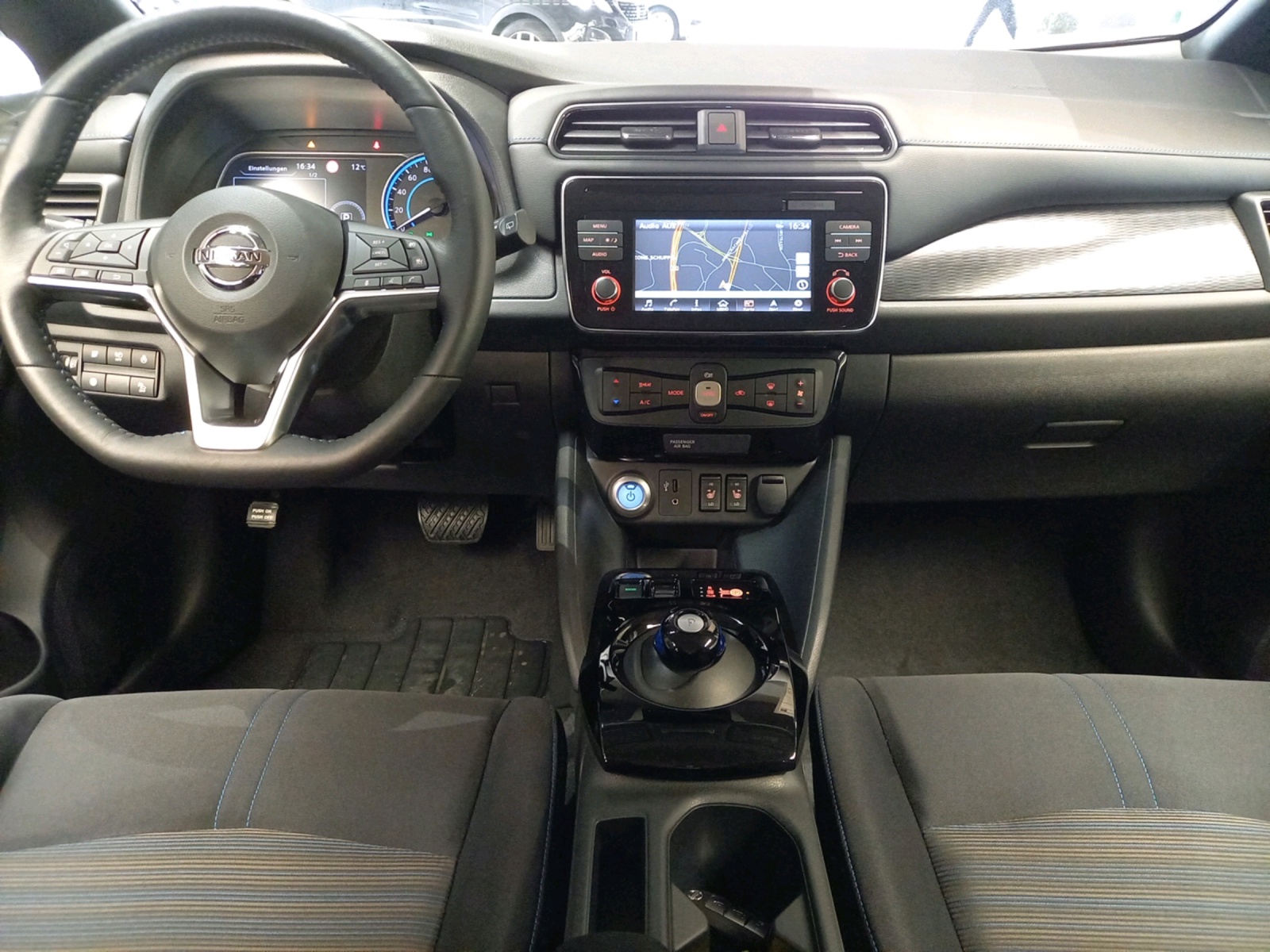 Nissan Leaf Acenta 150 PS 40kWh Aut.