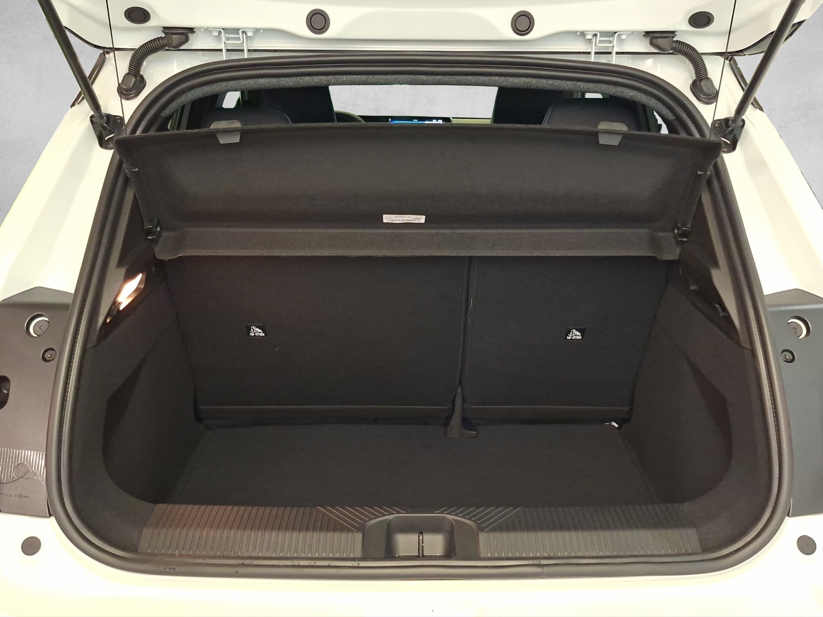 Nissan Micra Evolve 52kWh