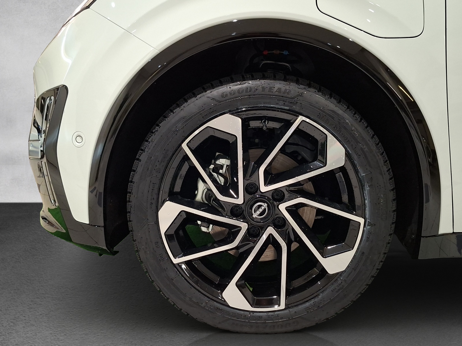 Nissan Micra Evolve 52kWh