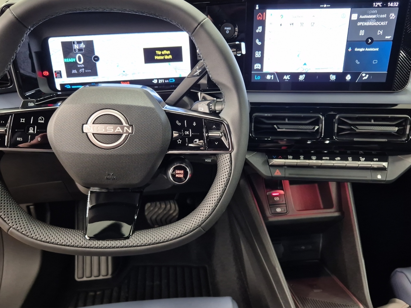 Nissan Micra Evolve 52kWh