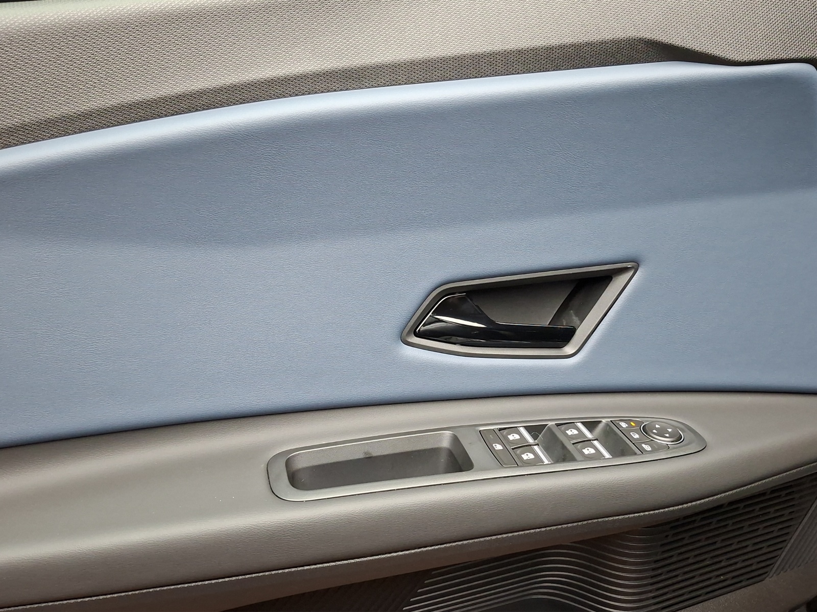 Nissan Micra Evolve 52 kWh