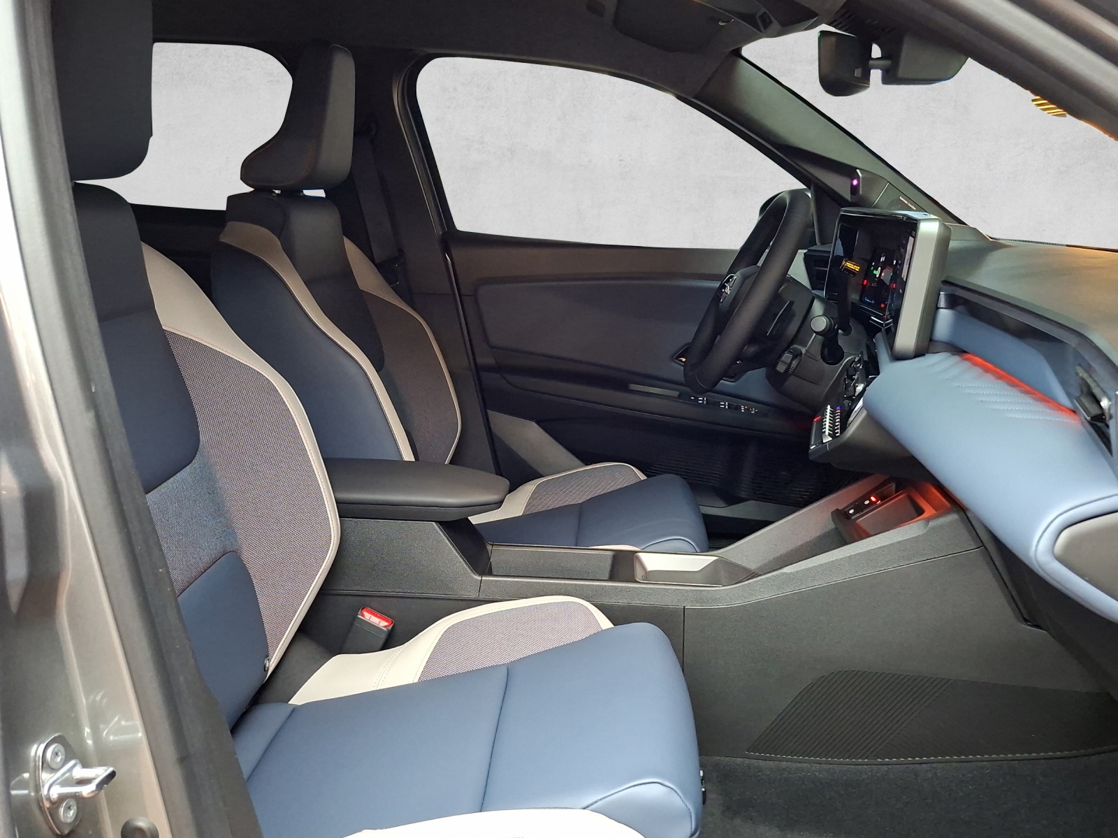 Nissan Micra Evolve 52 kWh