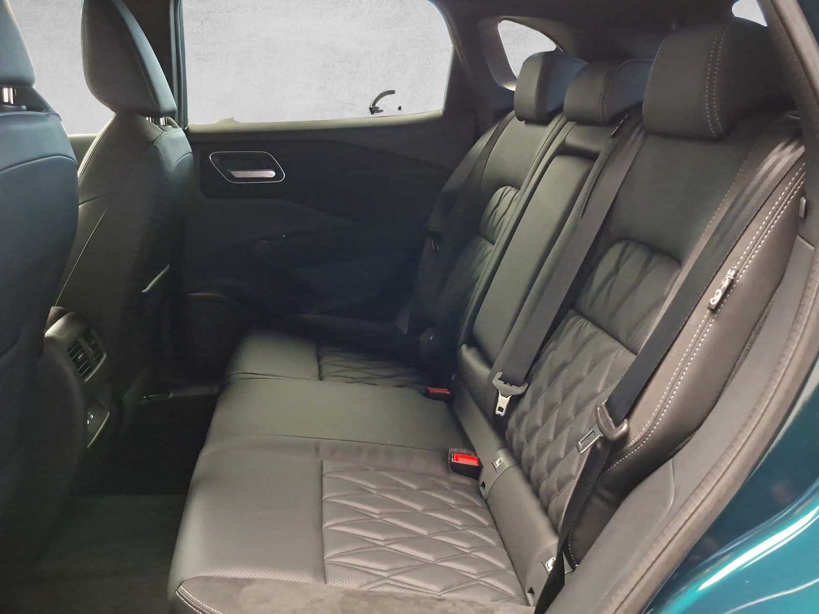 Nissan Qashqai 1.3 DIG-T Tekna- 4x4