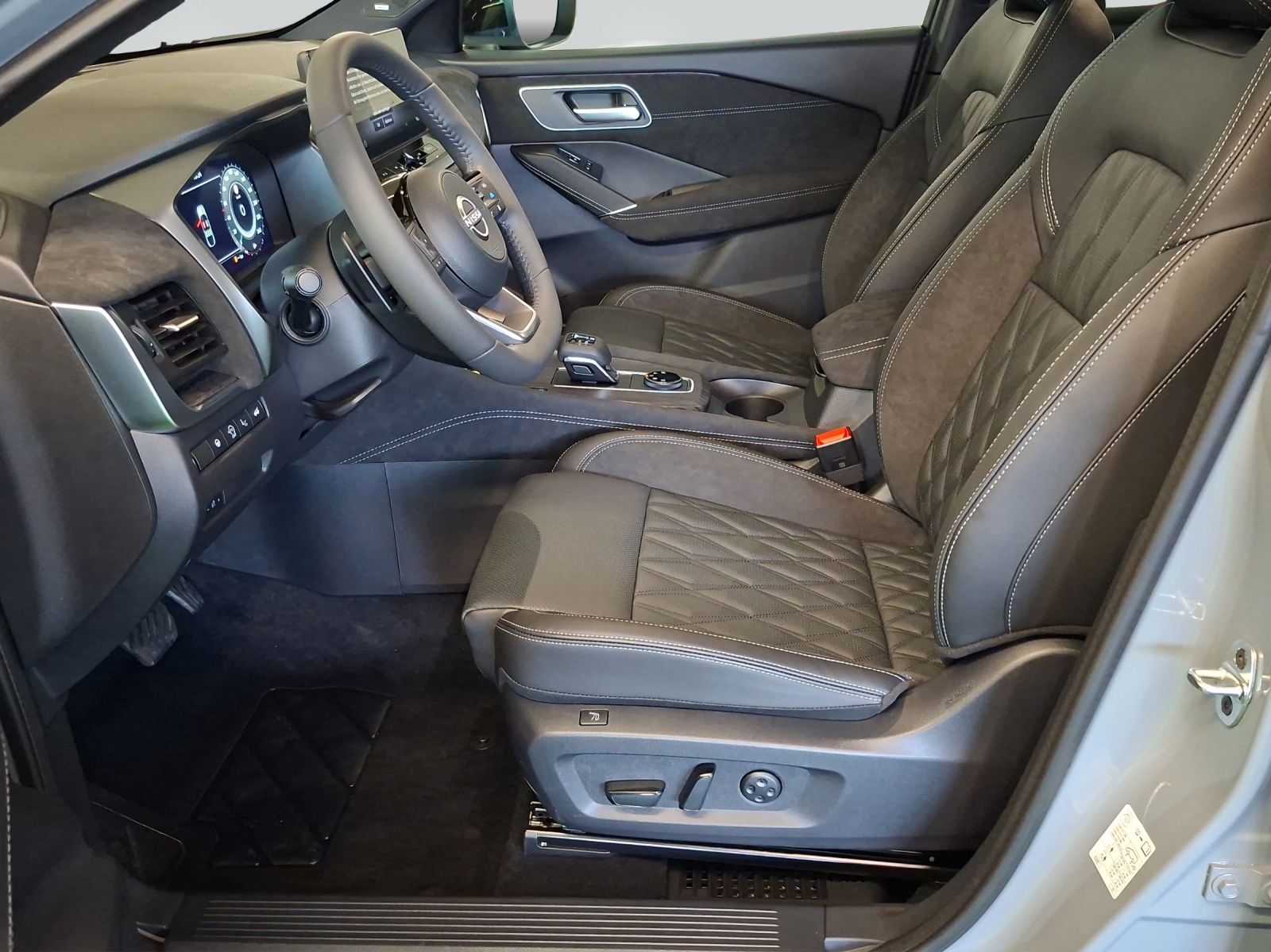 Nissan Qashqai 1.3 DIG-T Tekna- 4x4