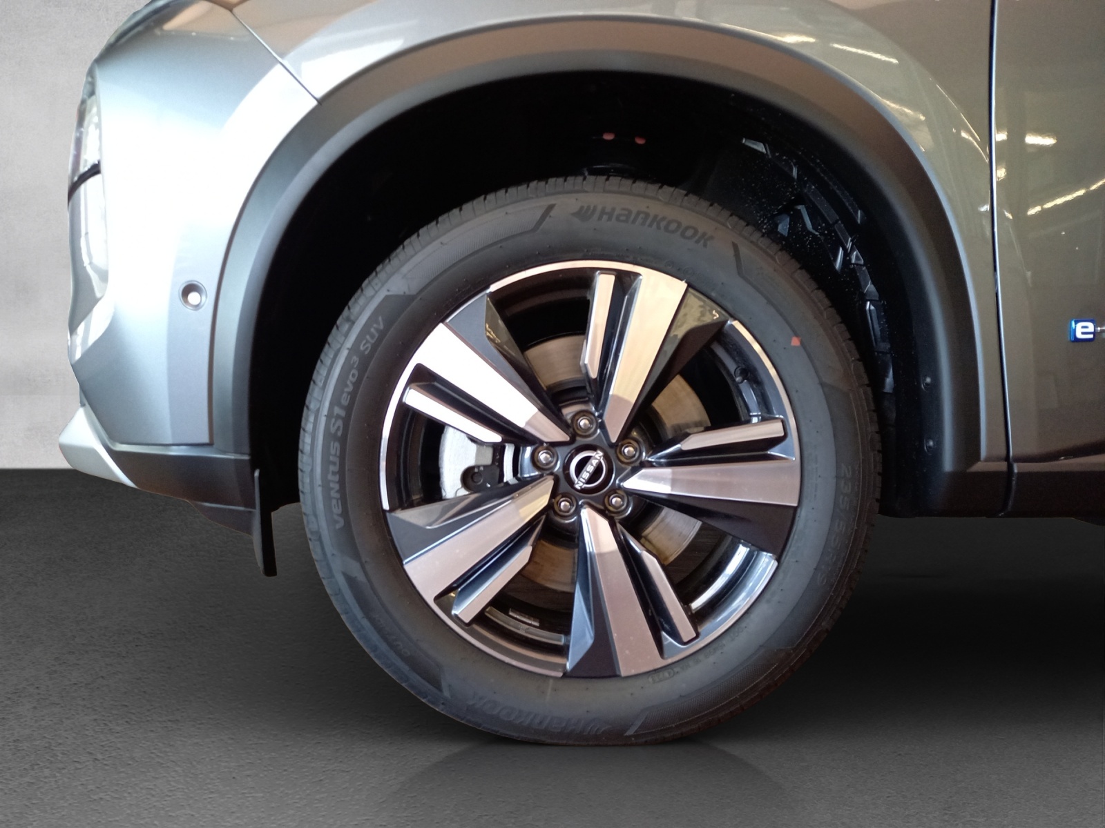 Nissan X-Trail 1.5 VC-T Tekna- e-4orce