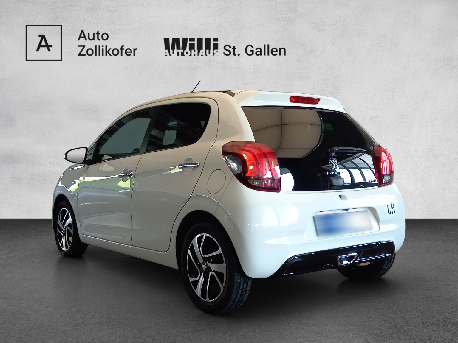 Peugeot 108 1.2 PureTech Roland Garros Top