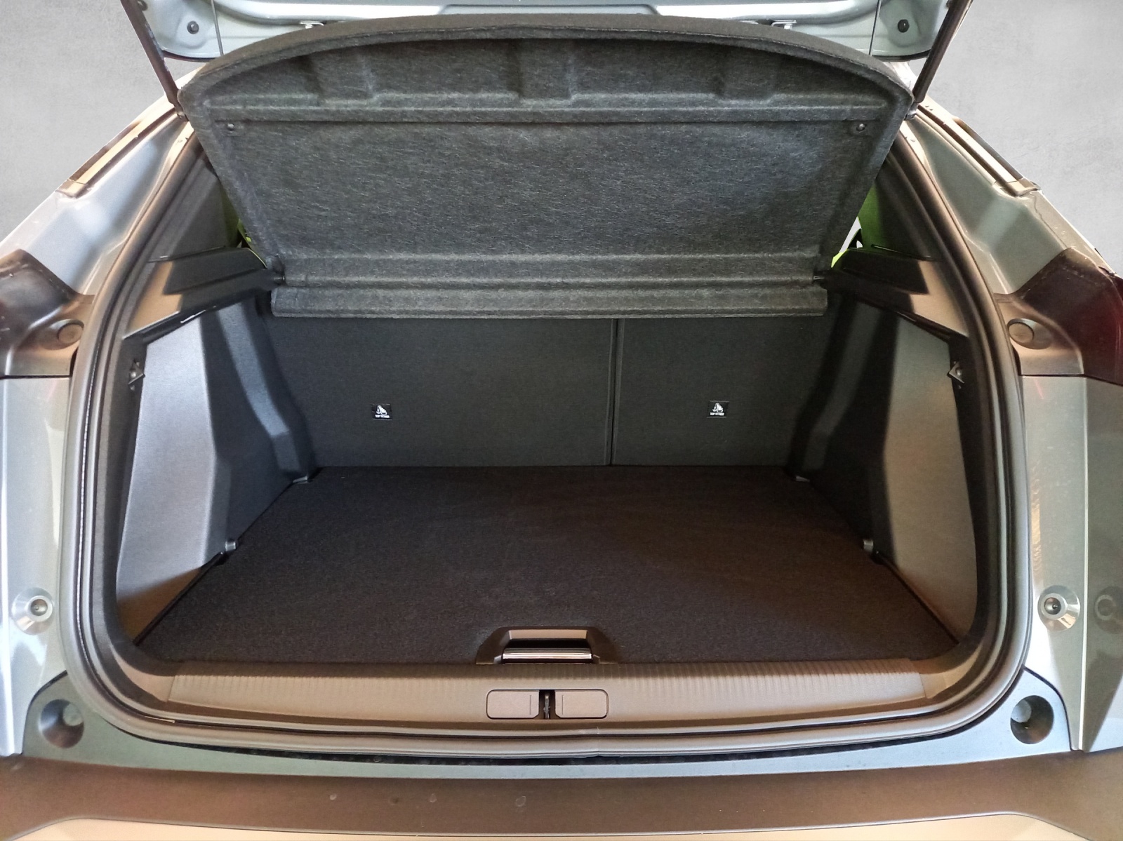 Peugeot 2008 1.2 PureTech 130 Allure Premium