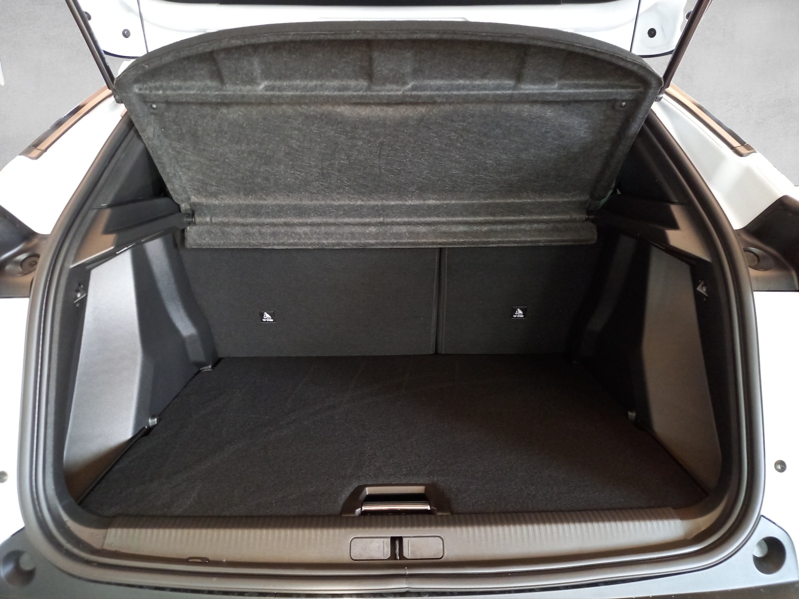 Peugeot 2008 1.2 PureTech 130 Allure Premium