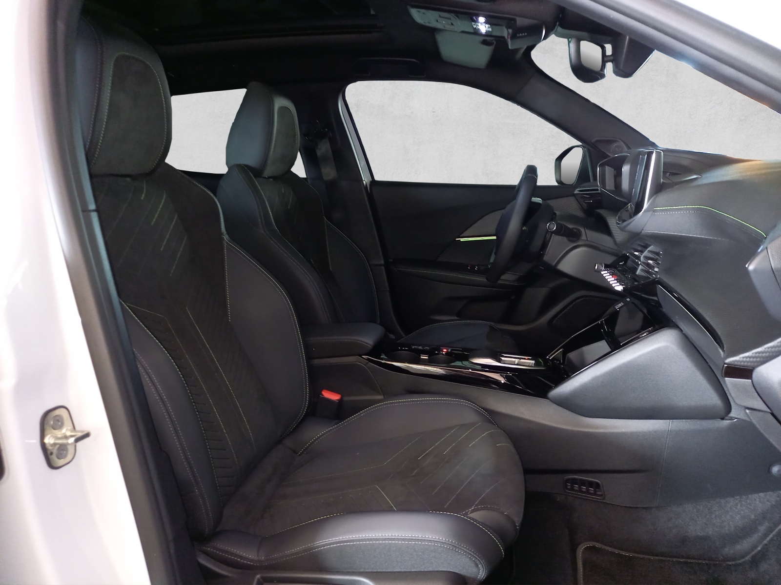 Peugeot 2008 e-GT