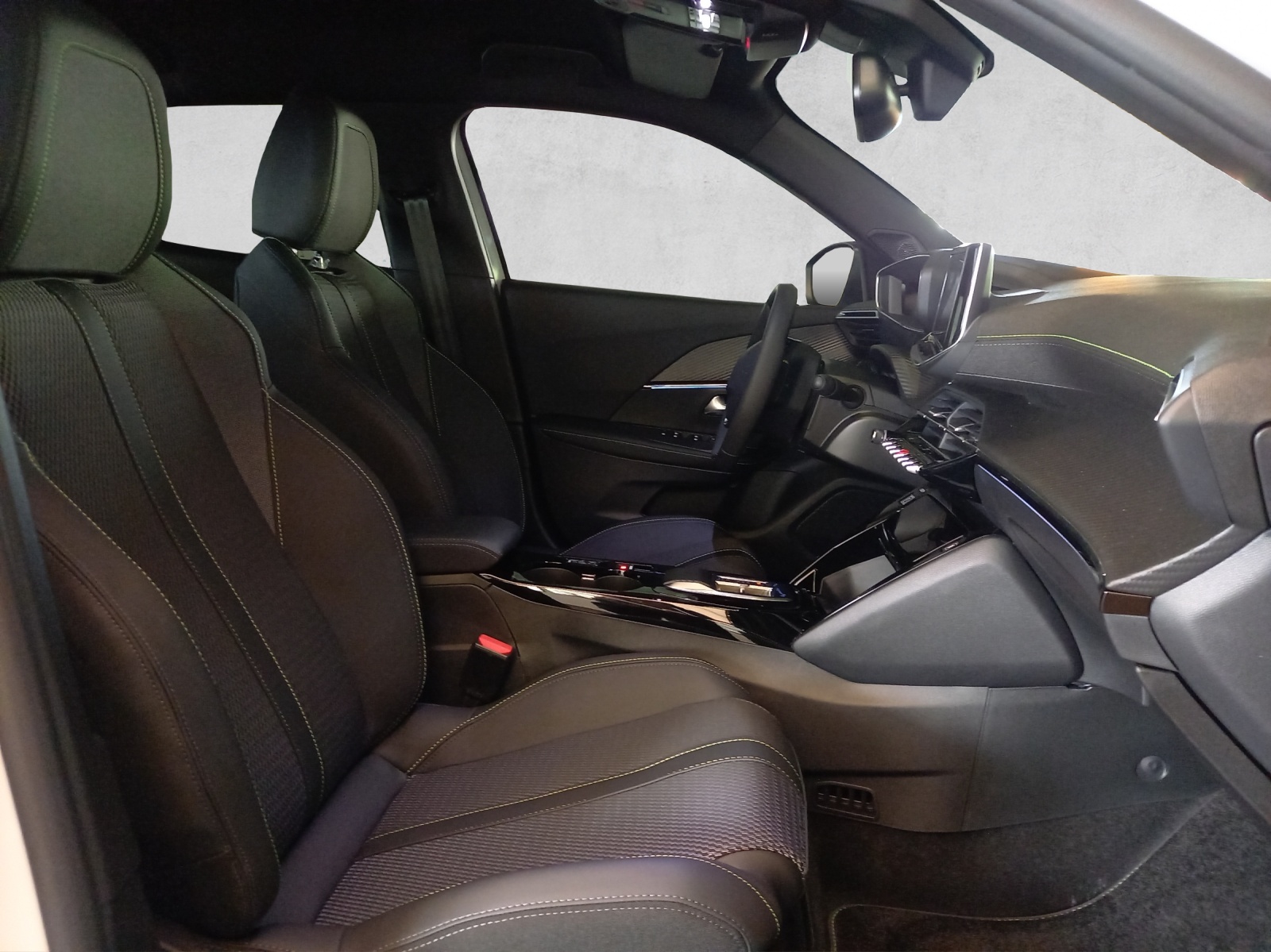 Peugeot 2008 e-GT