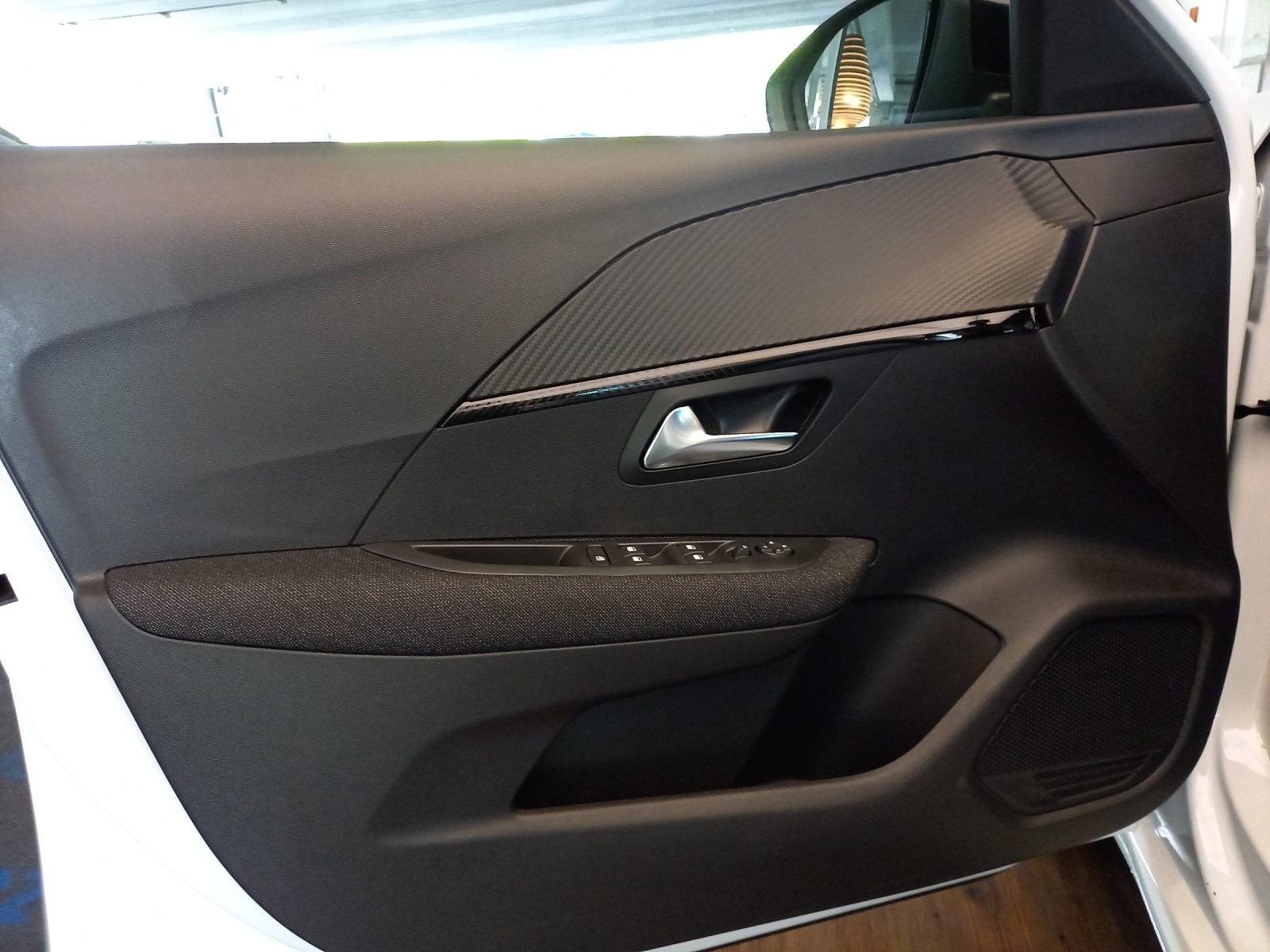 Peugeot 208 1.2 Hybrid Style