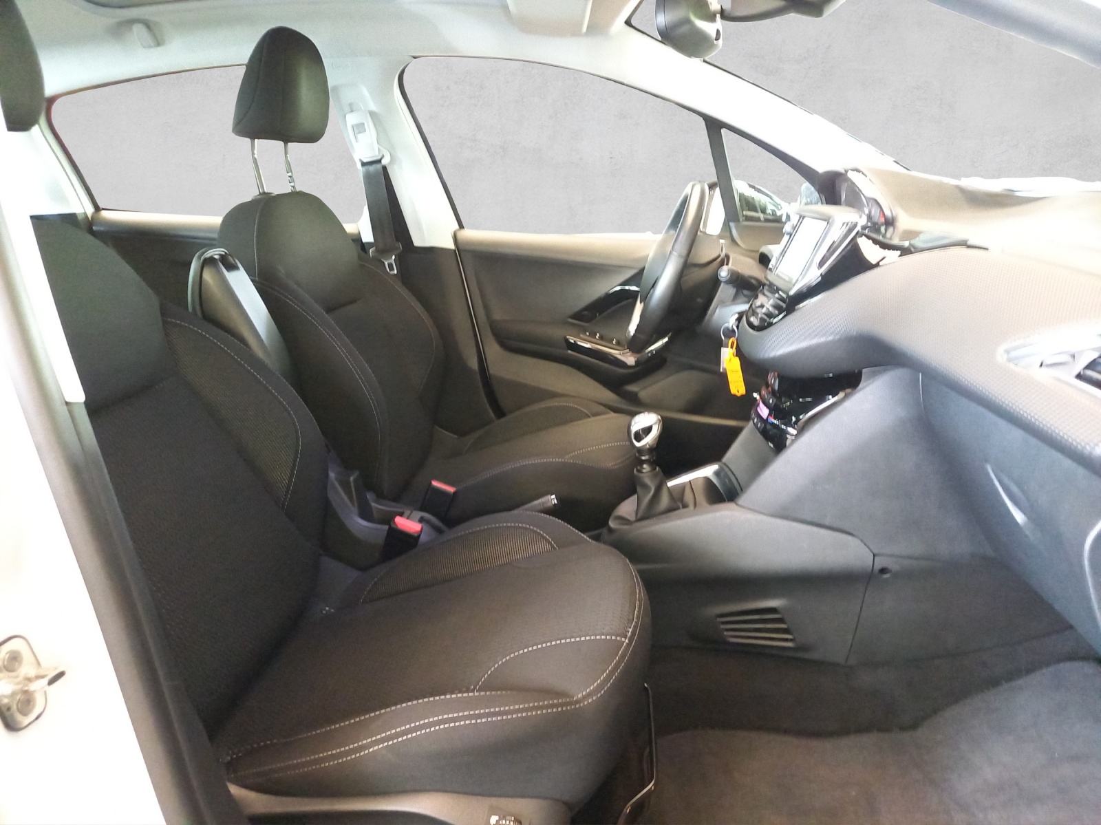 Peugeot 208 1.6 BlueHDi Allure