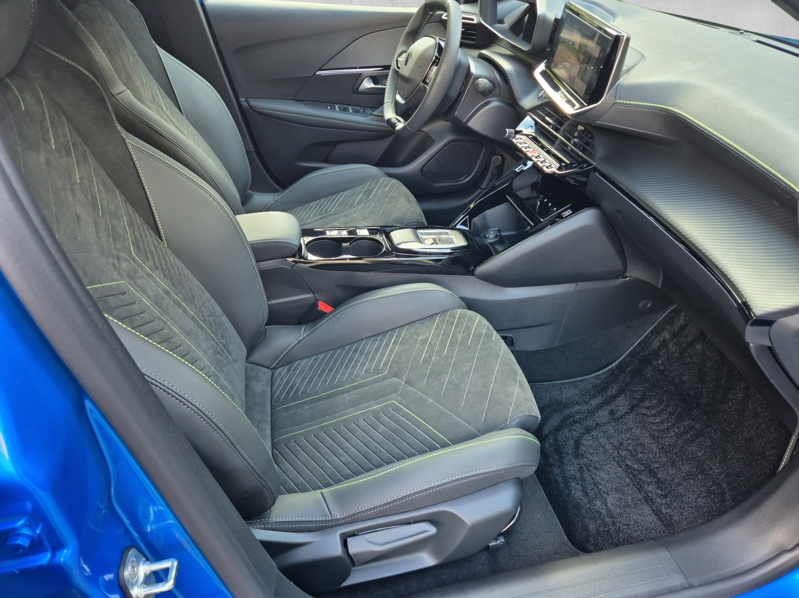 Peugeot 208 e-GT