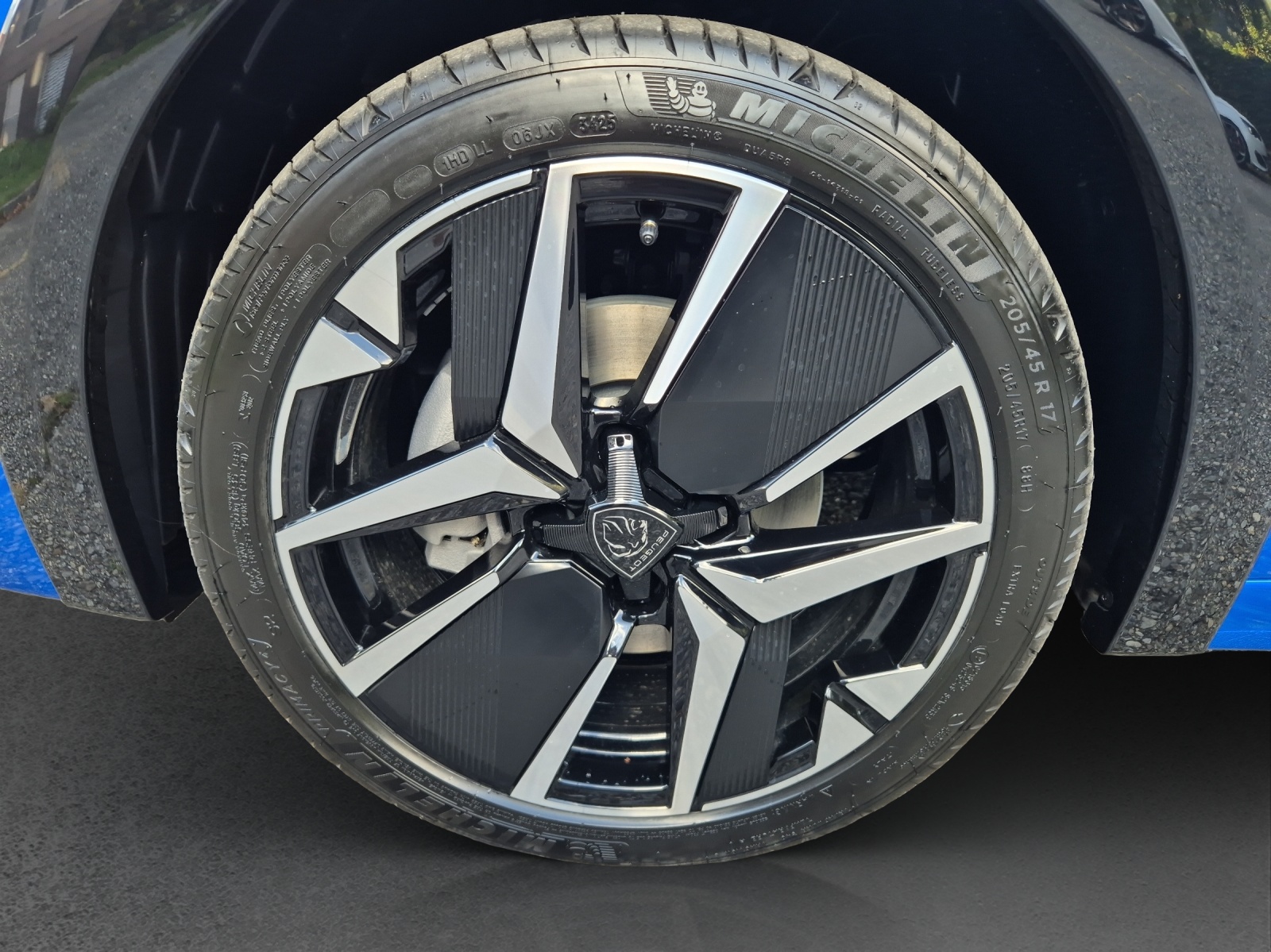 Peugeot 208 e-GT