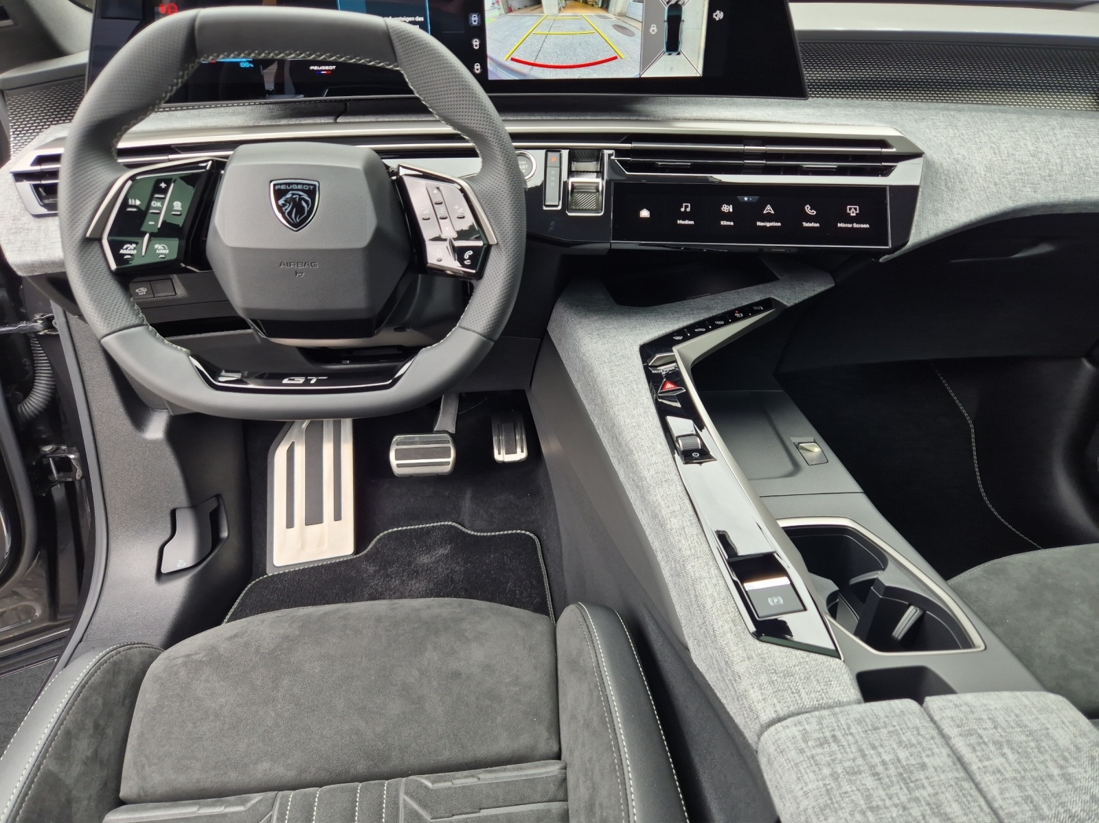 Peugeot 3008 e-Launch Edition AWD