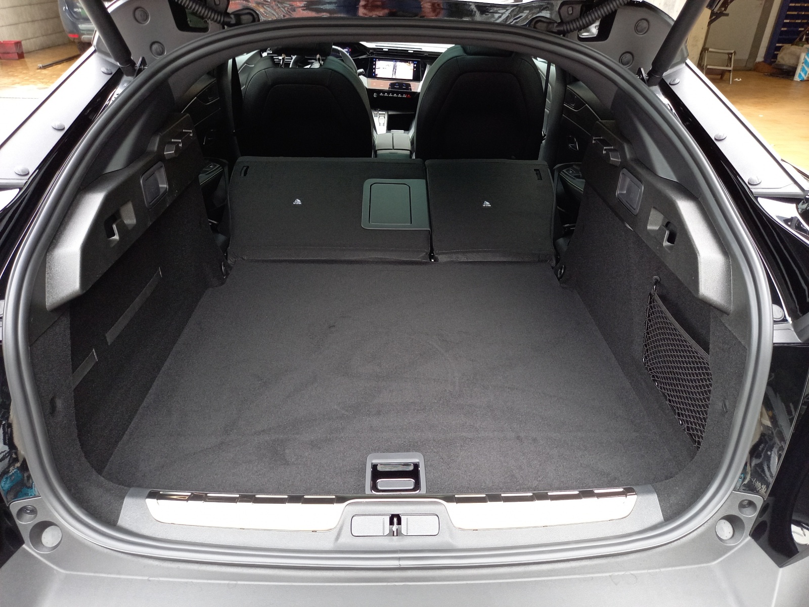 Peugeot 408 1.6 PHEV 180 GT